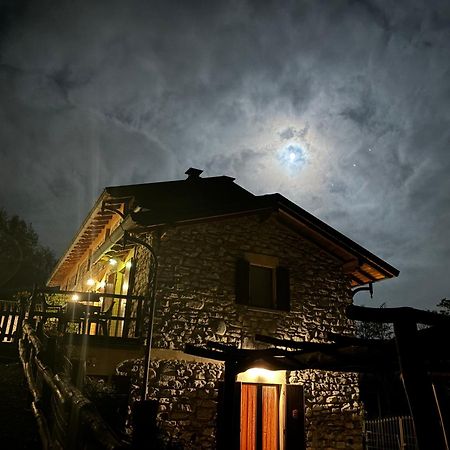 Agriturismo Il Talento Nella Quiete Castiglione d'Intelvi ภายนอก รูปภาพ