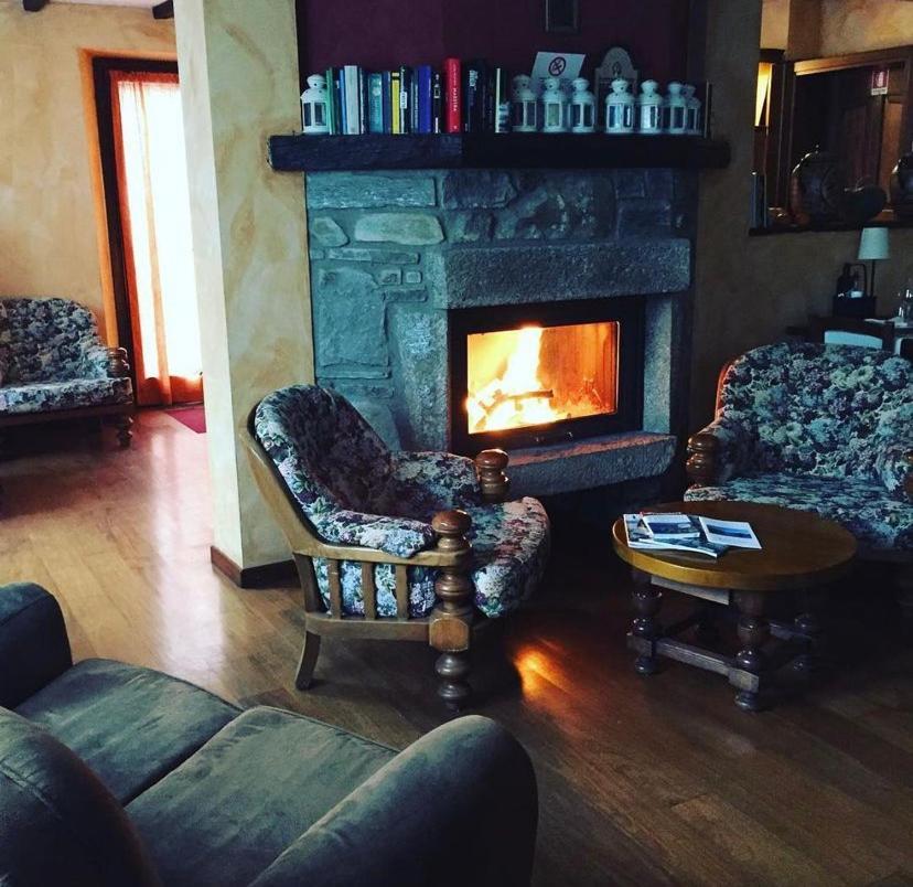 Agriturismo Il Talento Nella Quiete Castiglione d'Intelvi ภายนอก รูปภาพ