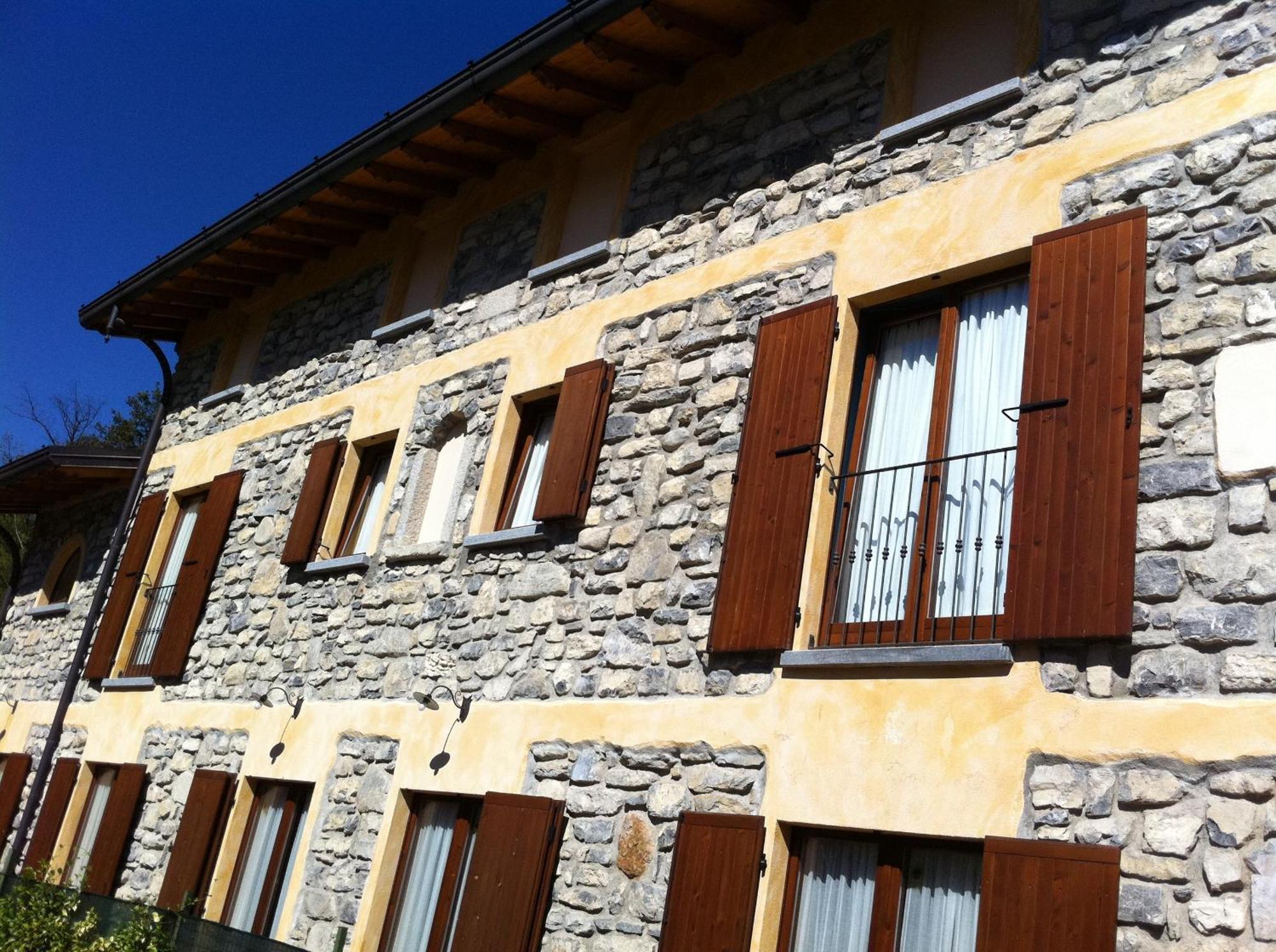 Agriturismo Il Talento Nella Quiete Castiglione d'Intelvi ภายนอก รูปภาพ