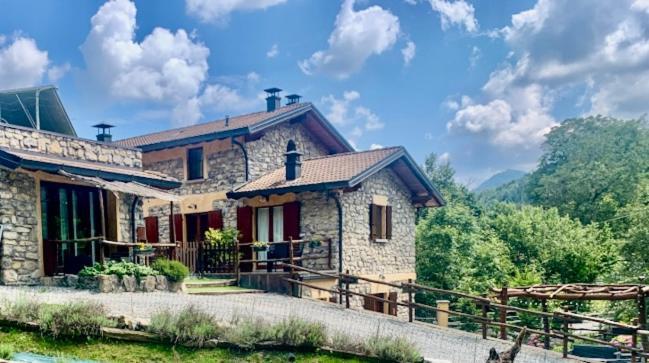 Agriturismo Il Talento Nella Quiete Castiglione d'Intelvi ภายนอก รูปภาพ