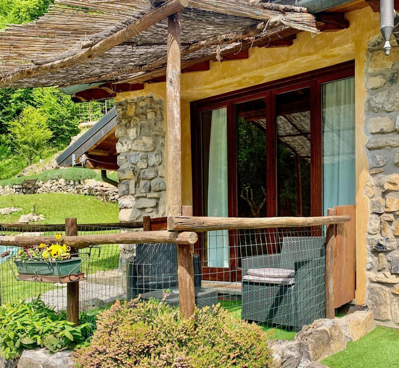 Agriturismo Il Talento Nella Quiete Castiglione d'Intelvi ภายนอก รูปภาพ