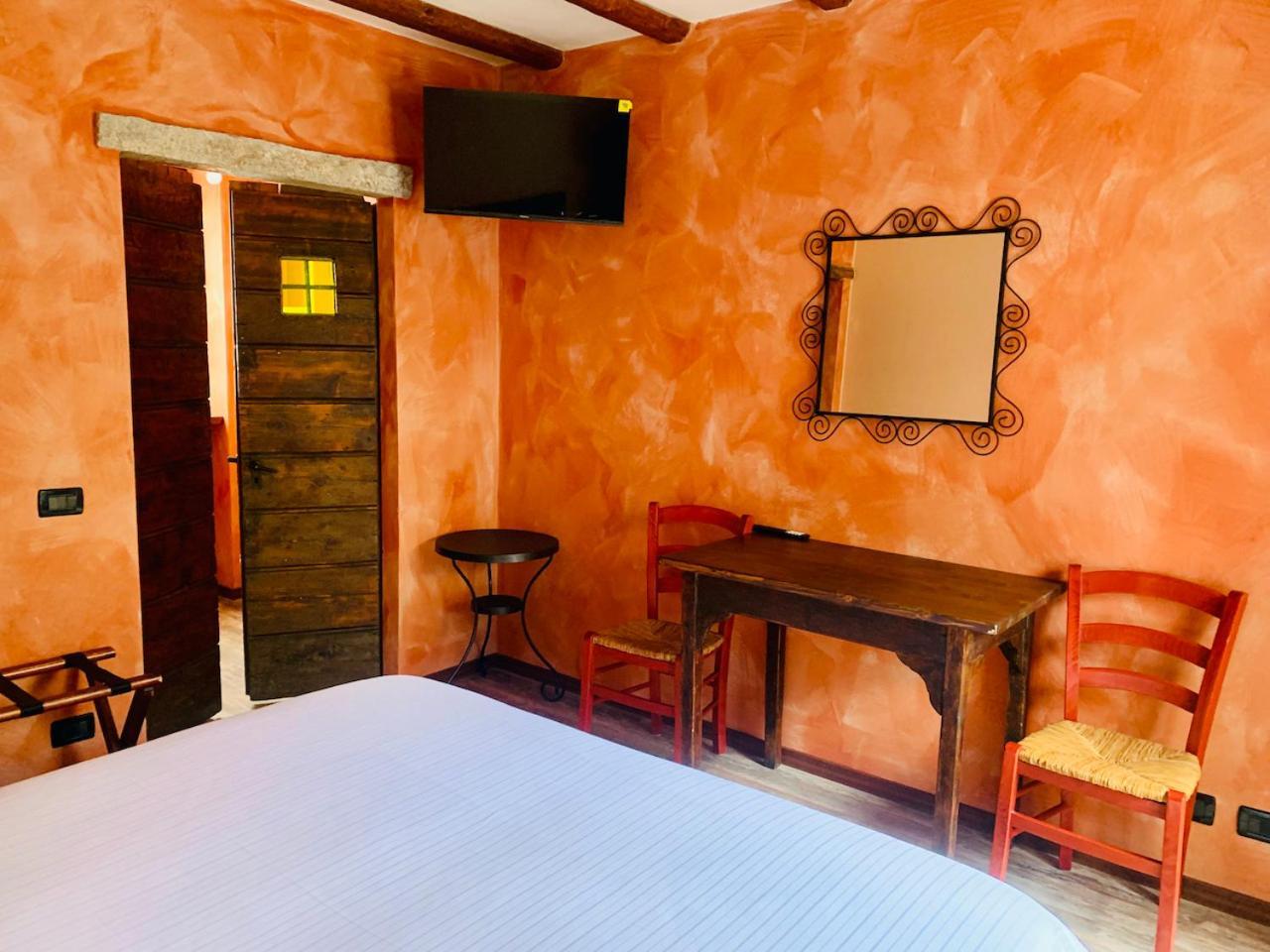 Agriturismo Il Talento Nella Quiete Castiglione d'Intelvi ภายนอก รูปภาพ