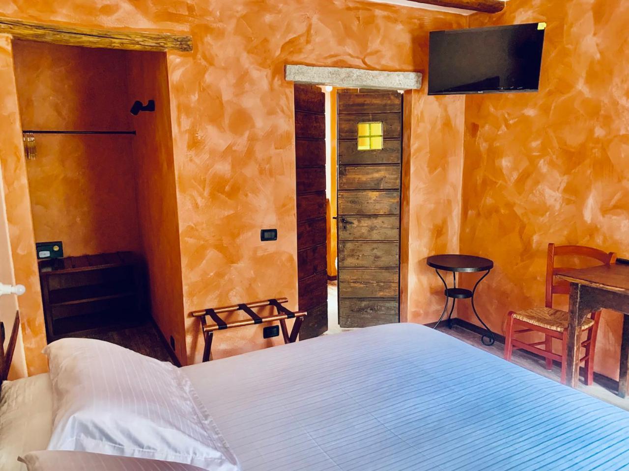 Agriturismo Il Talento Nella Quiete Castiglione d'Intelvi ภายนอก รูปภาพ