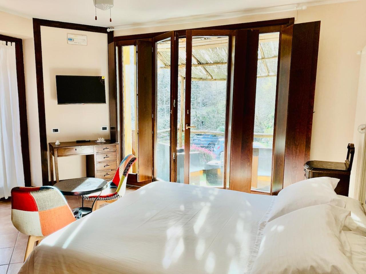 Agriturismo Il Talento Nella Quiete Castiglione d'Intelvi ภายนอก รูปภาพ